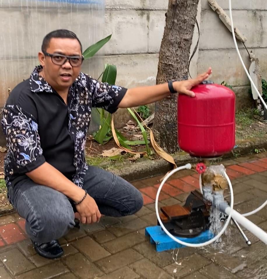 Pompa Karya Rudy Sumardi Solusi Bagi Masyarakat Pesisir dan Lereng Gunung